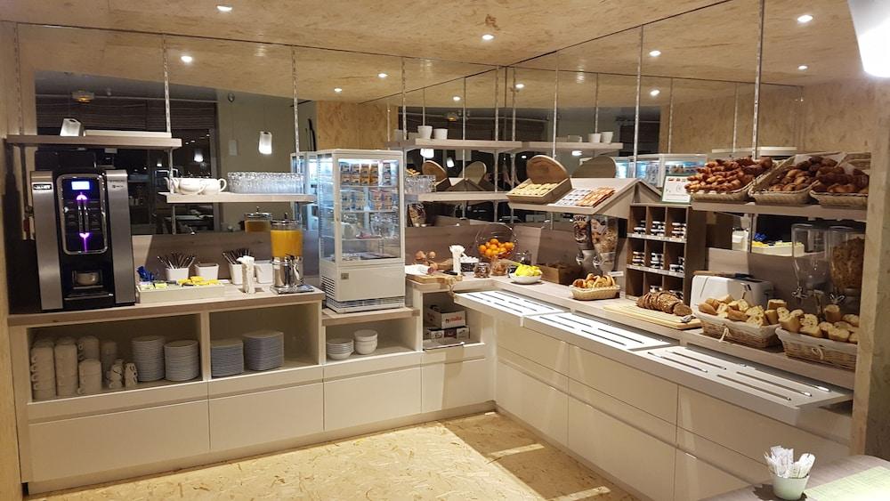 Brit Hotel Le Surcouf 생말로 외부 사진