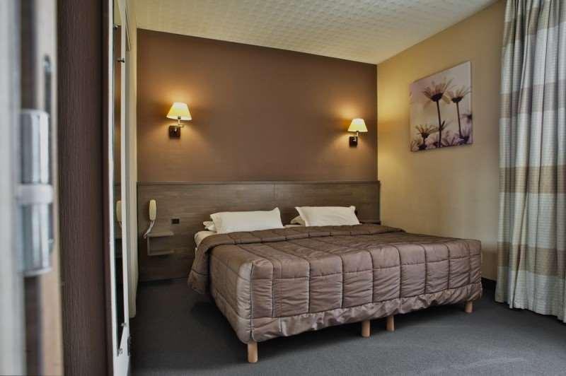 Brit Hotel Le Surcouf 생말로 객실 사진