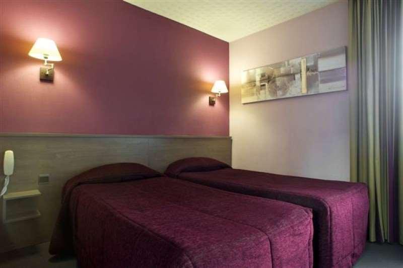 Brit Hotel Le Surcouf 생말로 객실 사진
